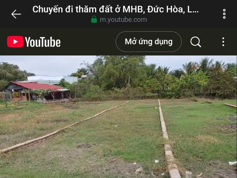YouTube video showing the road view and entrance to My Hanh Land plot No.430 in Duc Hoa, Long An.